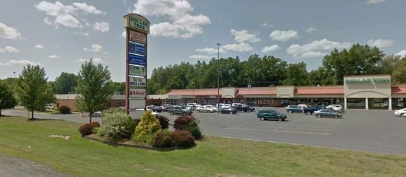 Hannaford Plaza: 708 State Highway, Oneonta, NY 13820